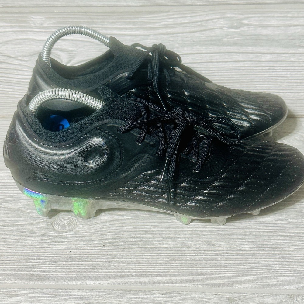 Under Armour Magnetico Elite 3 FG Soccer Cleats Black 3027746-001 Women's Sz 10